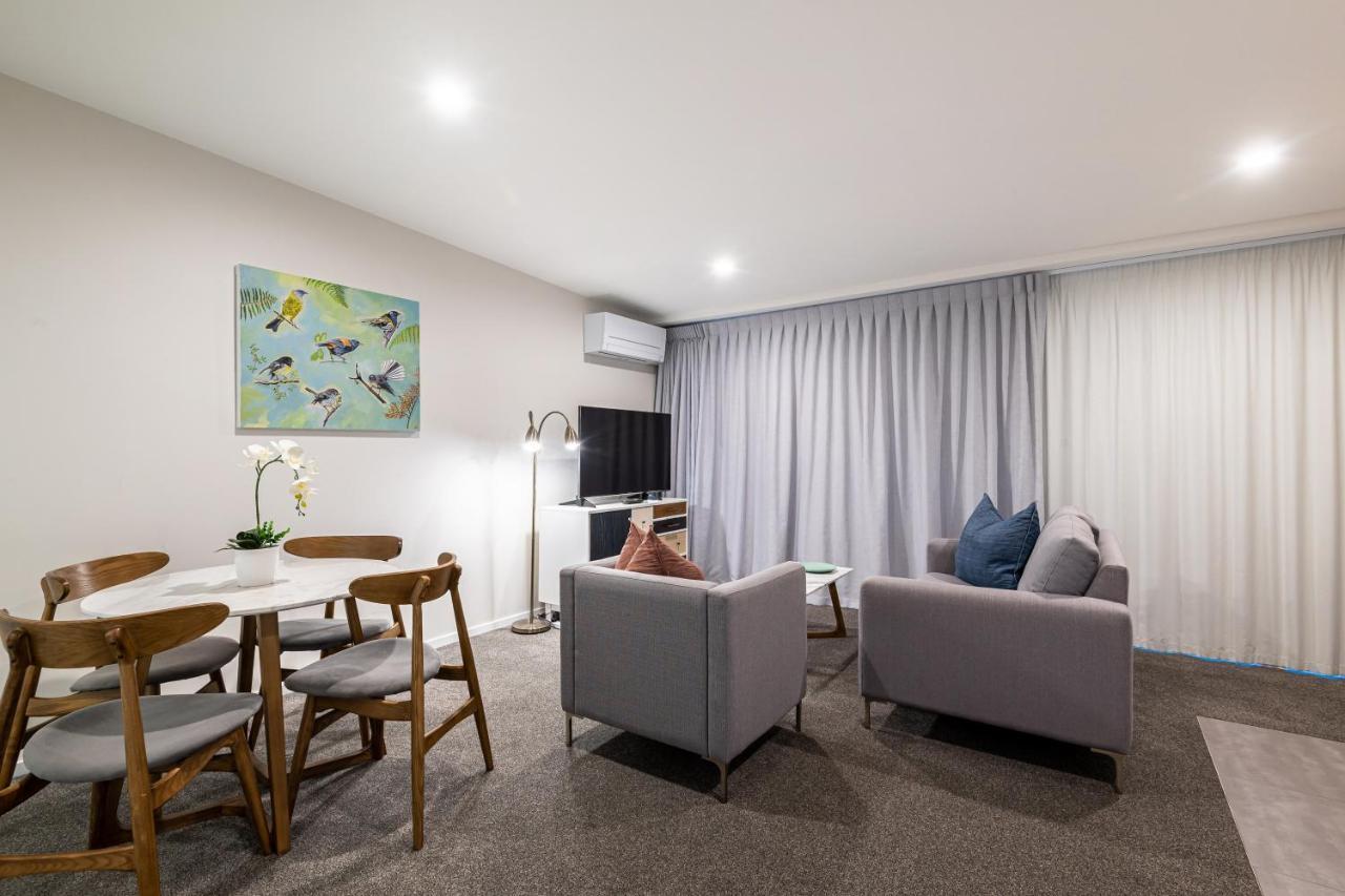 Fernz Motel & Apartments Birkenhead Auckland Extérieur photo A typical apartment at the hotel