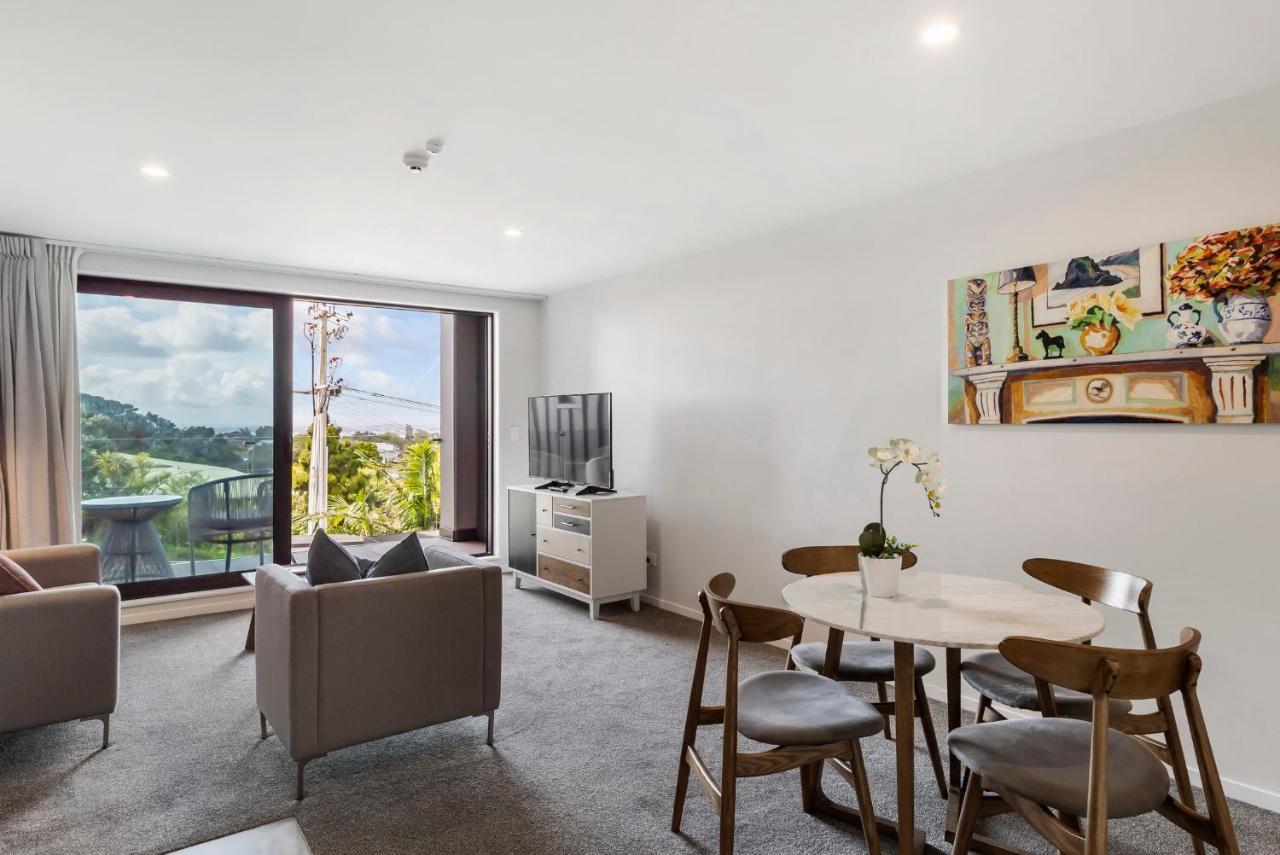 Fernz Motel & Apartments Birkenhead Auckland Extérieur photo A staged apartment