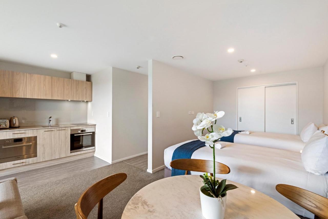 Fernz Motel & Apartments Birkenhead Auckland Extérieur photo A typical studio apartment