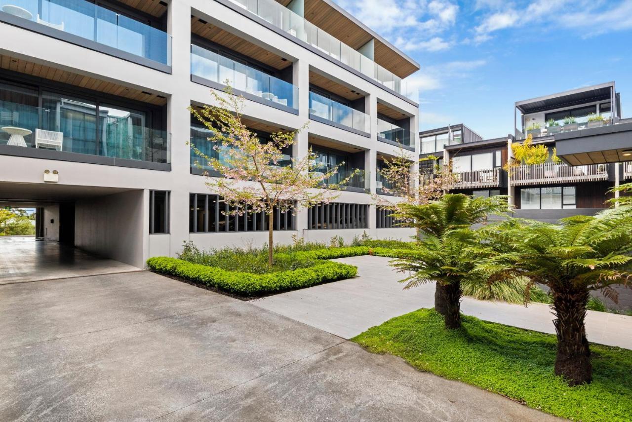 Fernz Motel & Apartments Birkenhead Auckland Extérieur photo Residential complex in Japan
